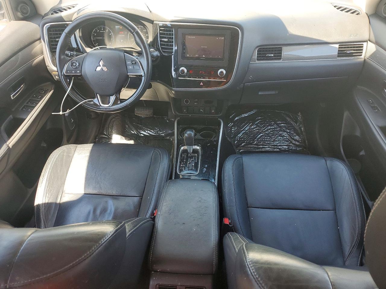 2020 MITSUBISHI OUTLANDER