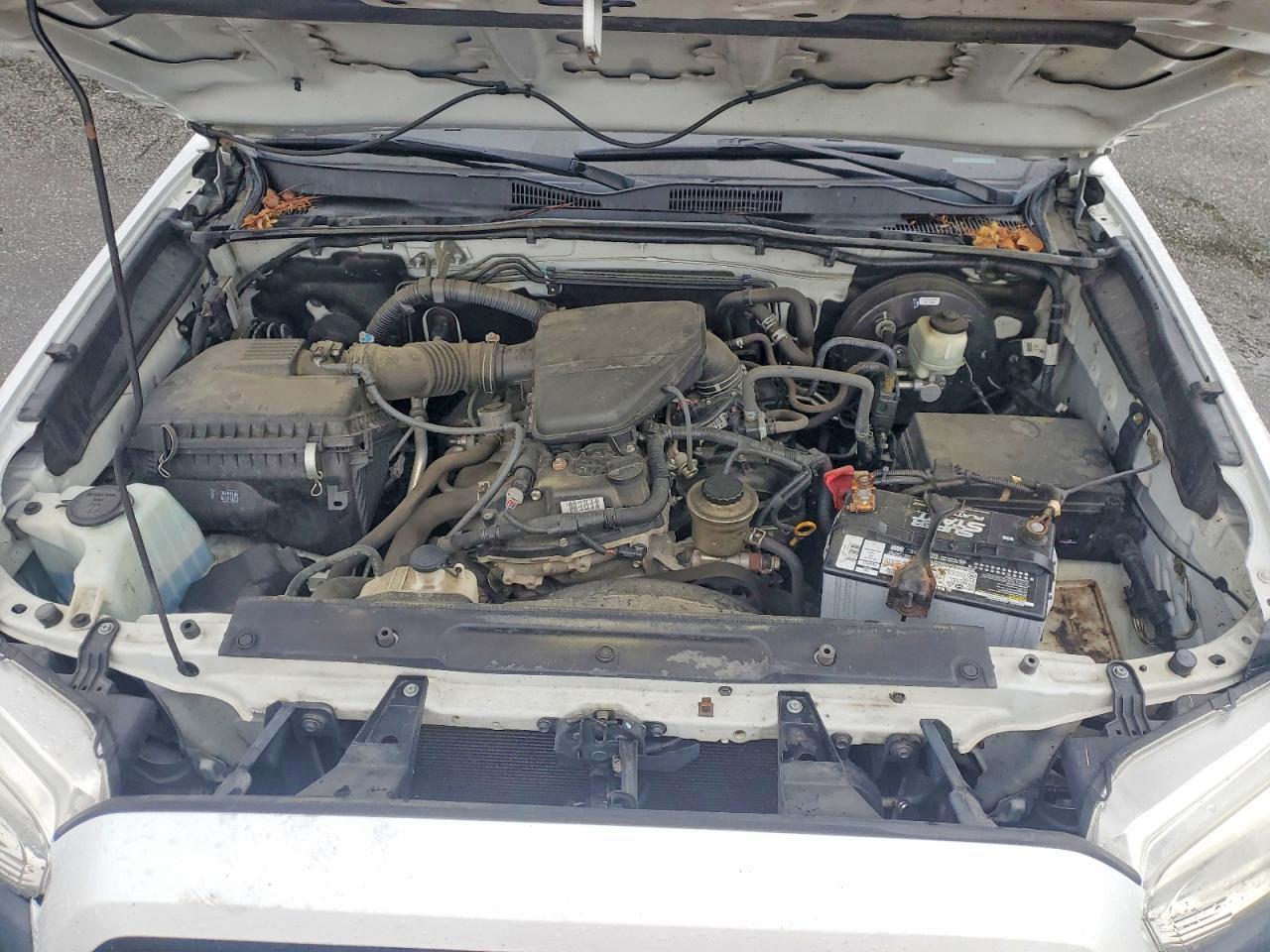 2017 TOYOTA TACOMA