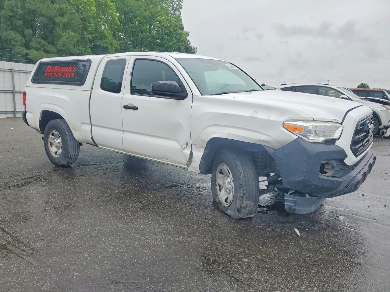 2017 TOYOTA TACOMA