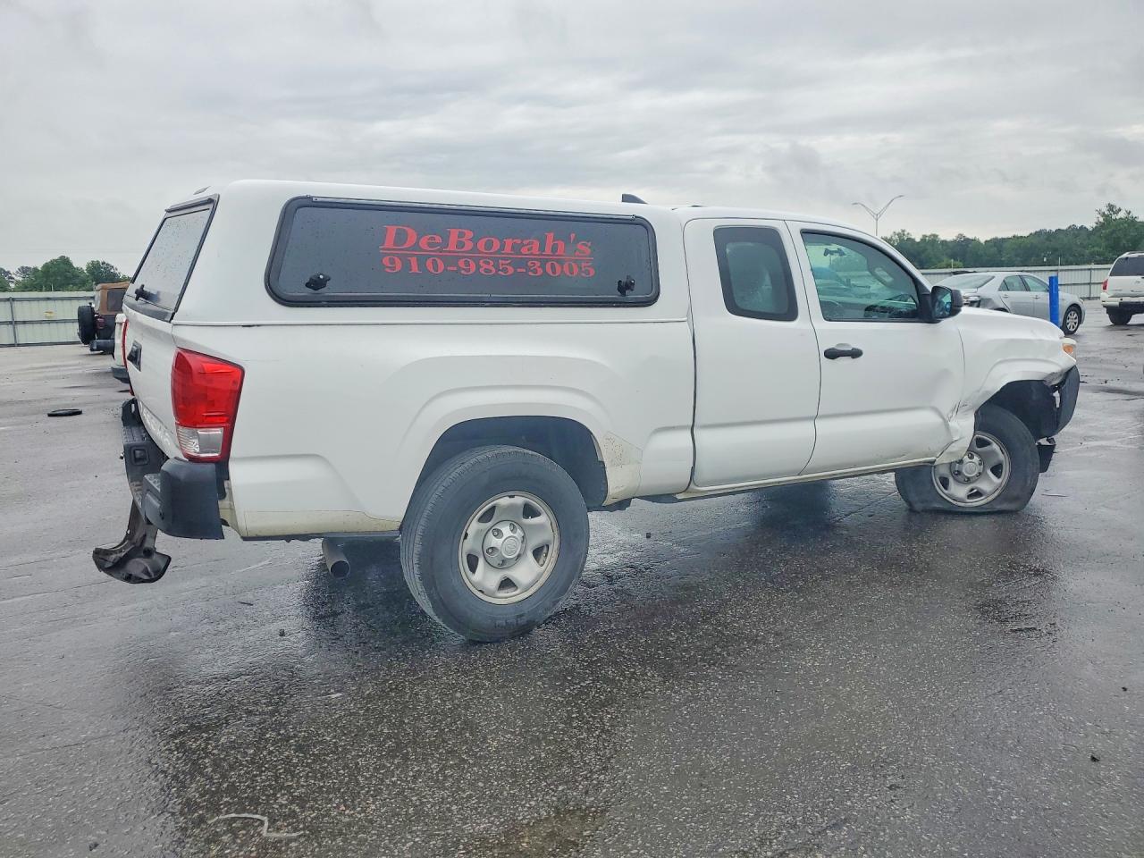2017 TOYOTA TACOMA