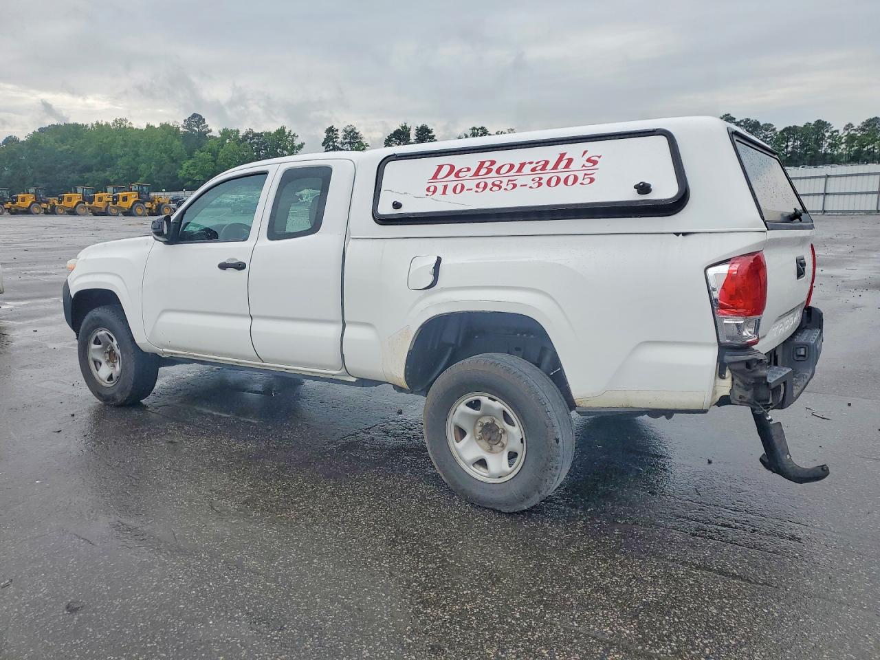2017 TOYOTA TACOMA