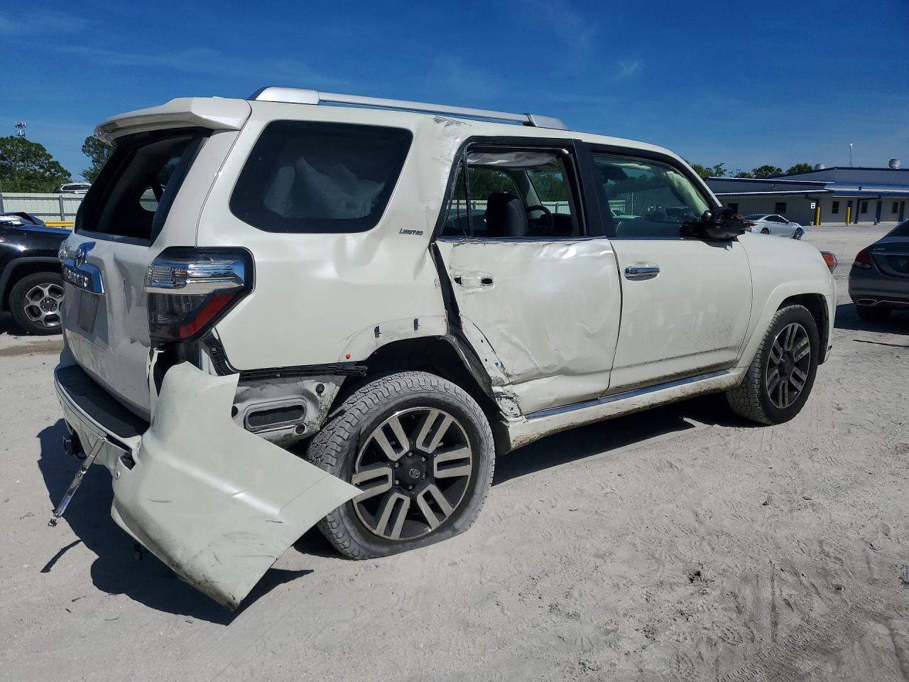 2023 TOYOTA 4RUNNER