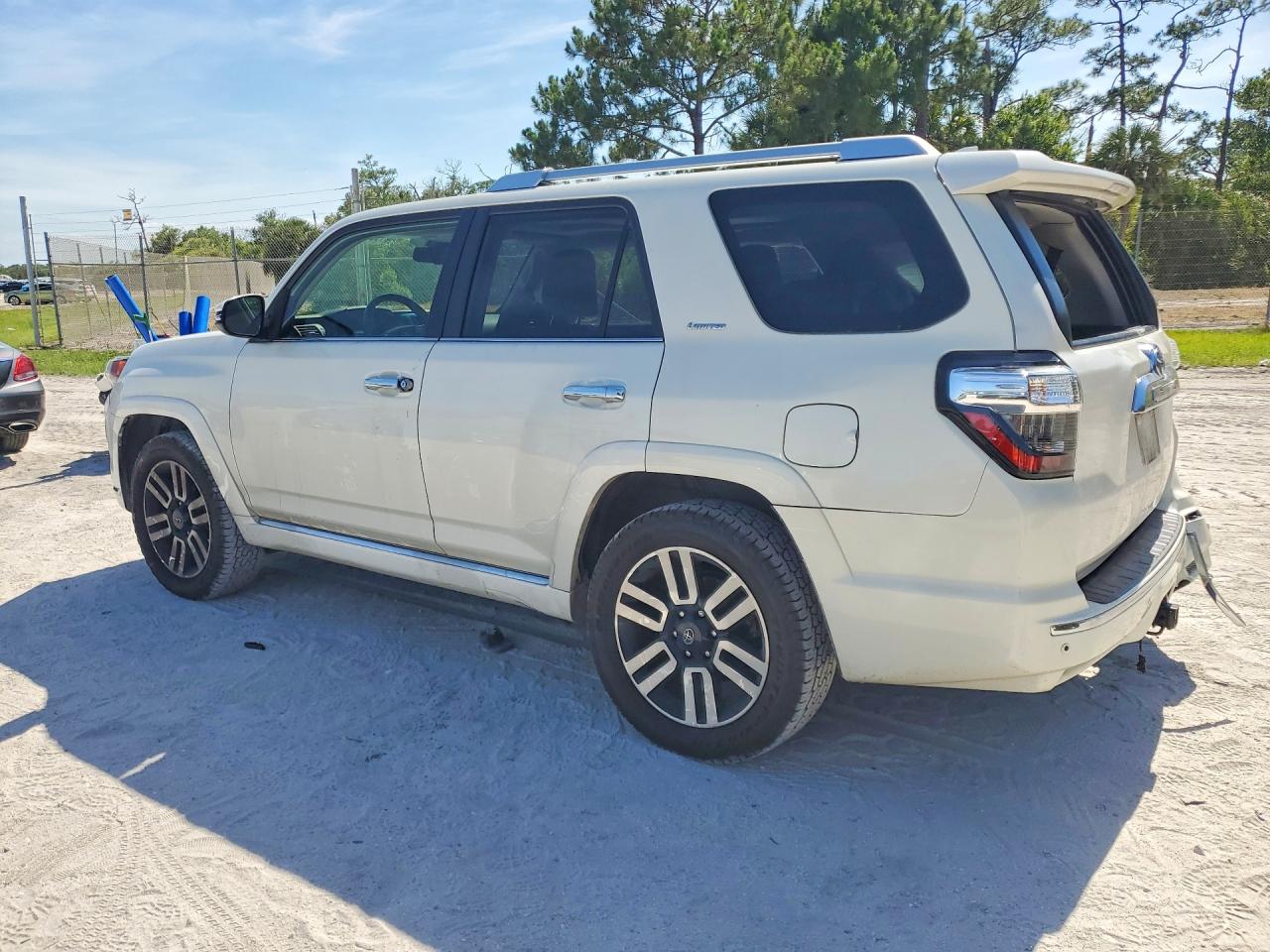 2023 TOYOTA 4RUNNER