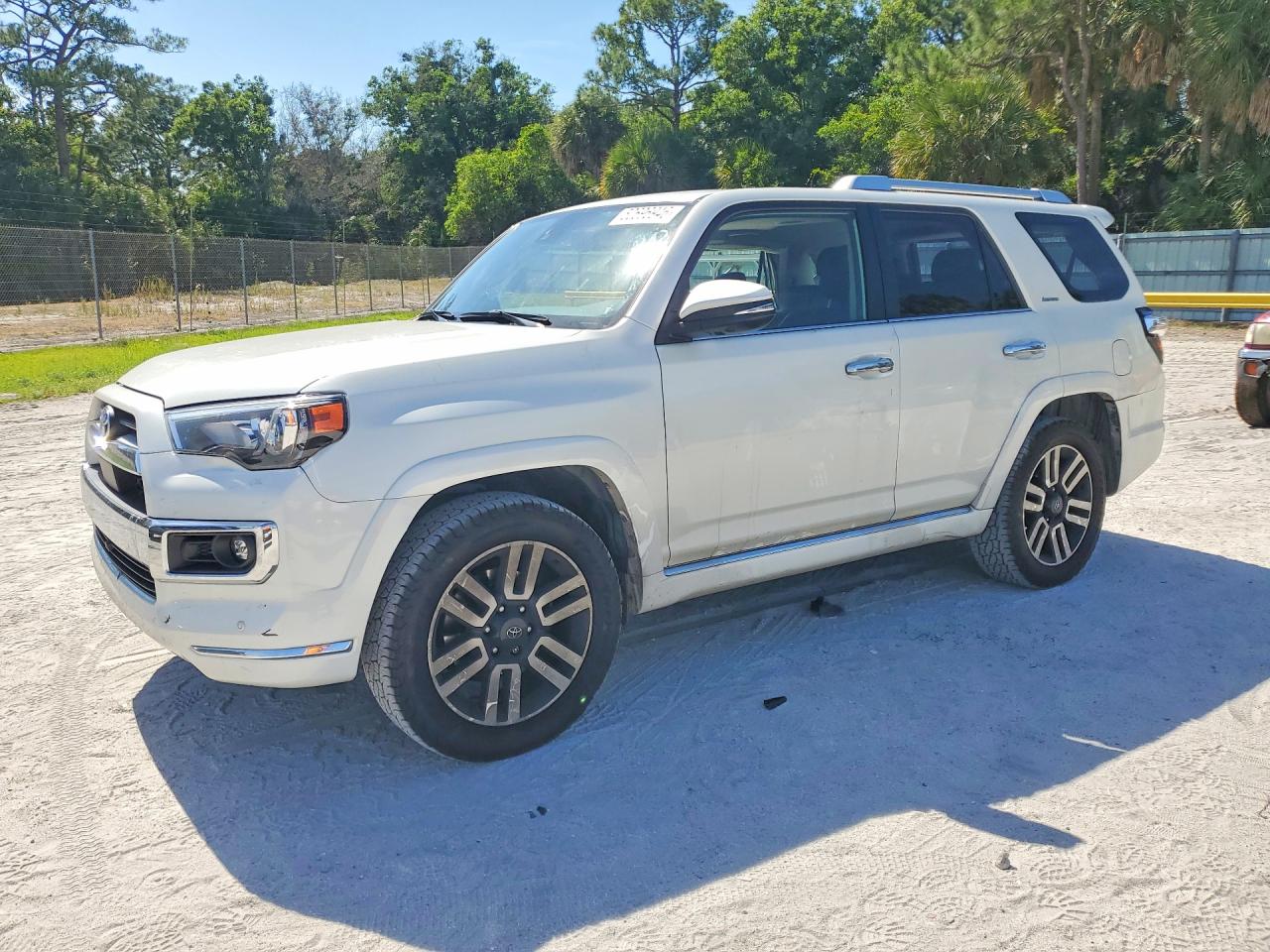 2023 TOYOTA 4RUNNER
