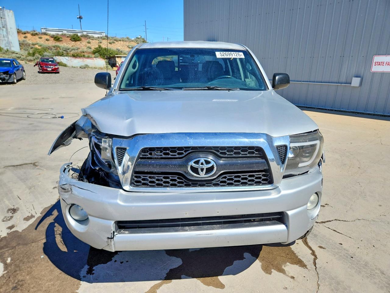 2011 TOYOTA TACOMA