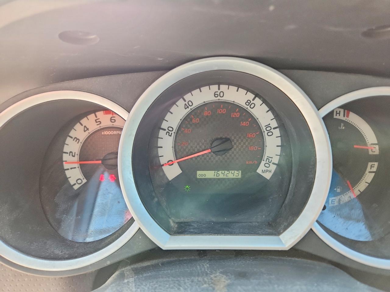 2011 TOYOTA TACOMA