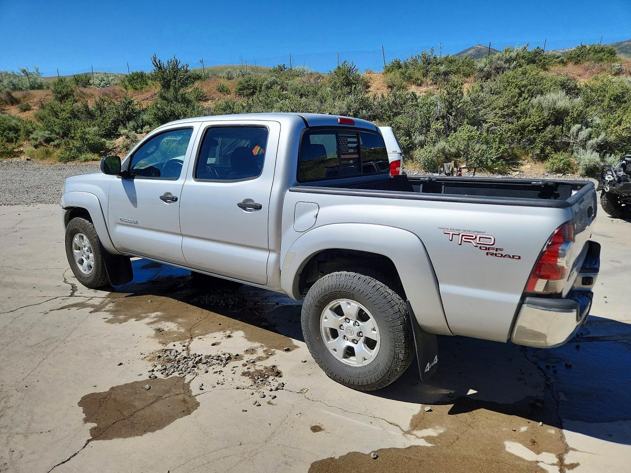2011 TOYOTA TACOMA