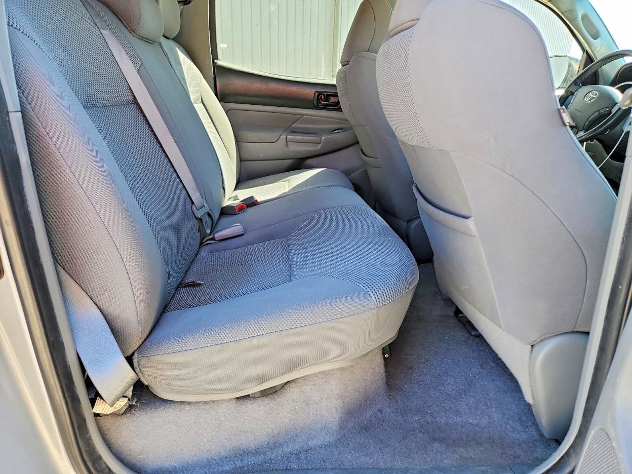 2011 TOYOTA TACOMA
