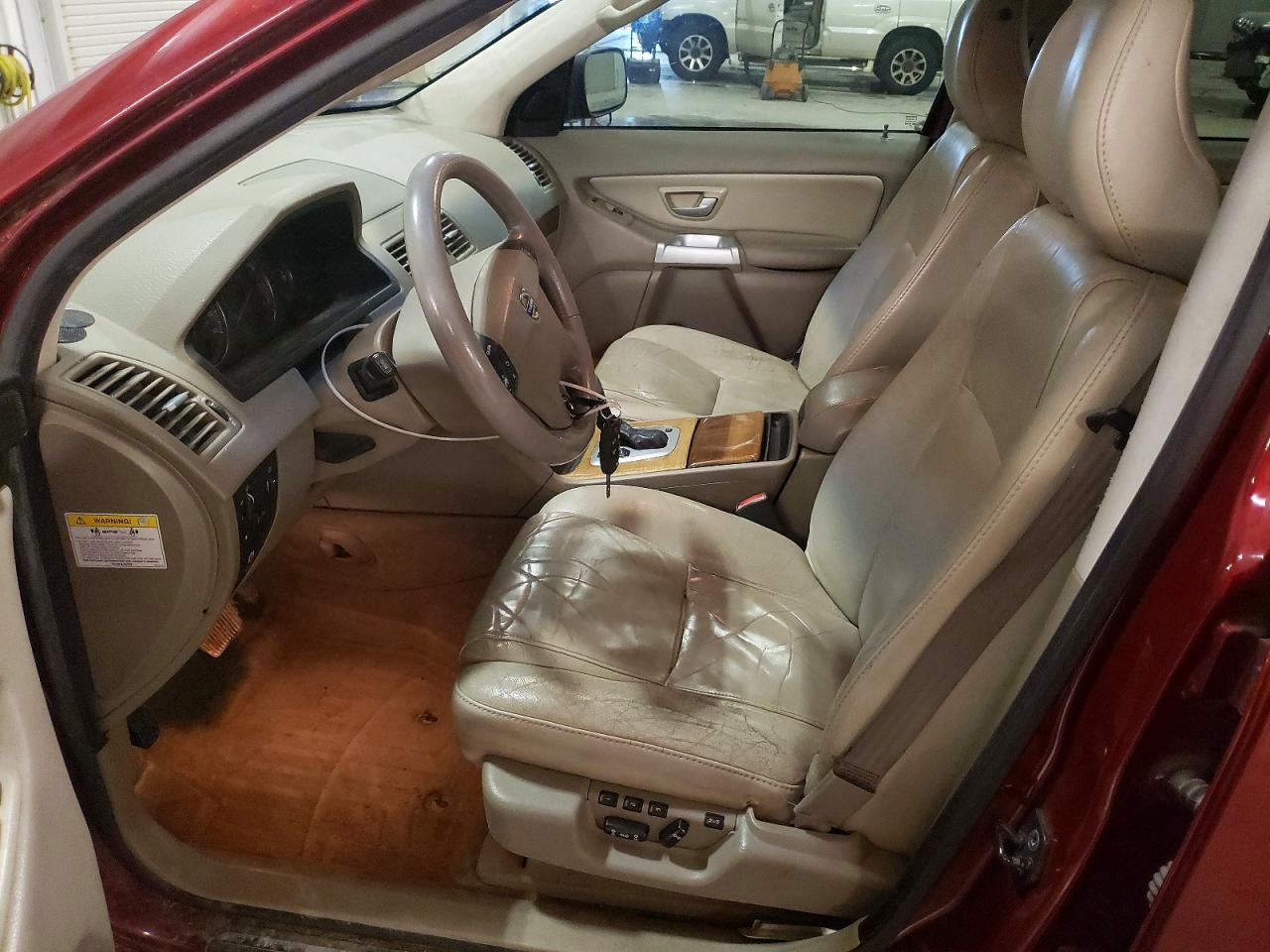 2004 VOLVO XC90