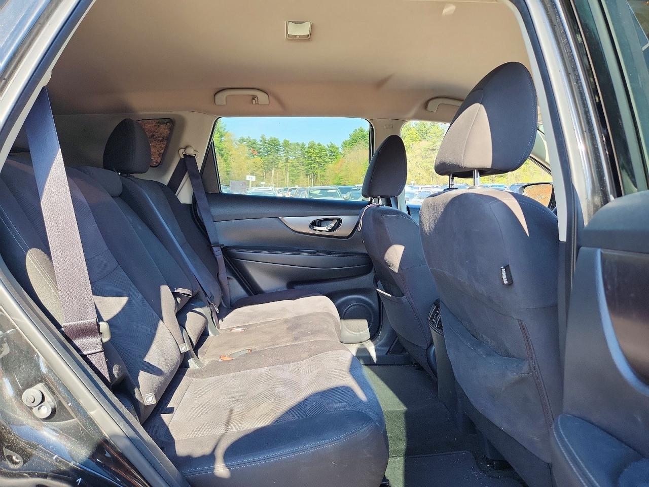 2016 NISSAN ROGUE