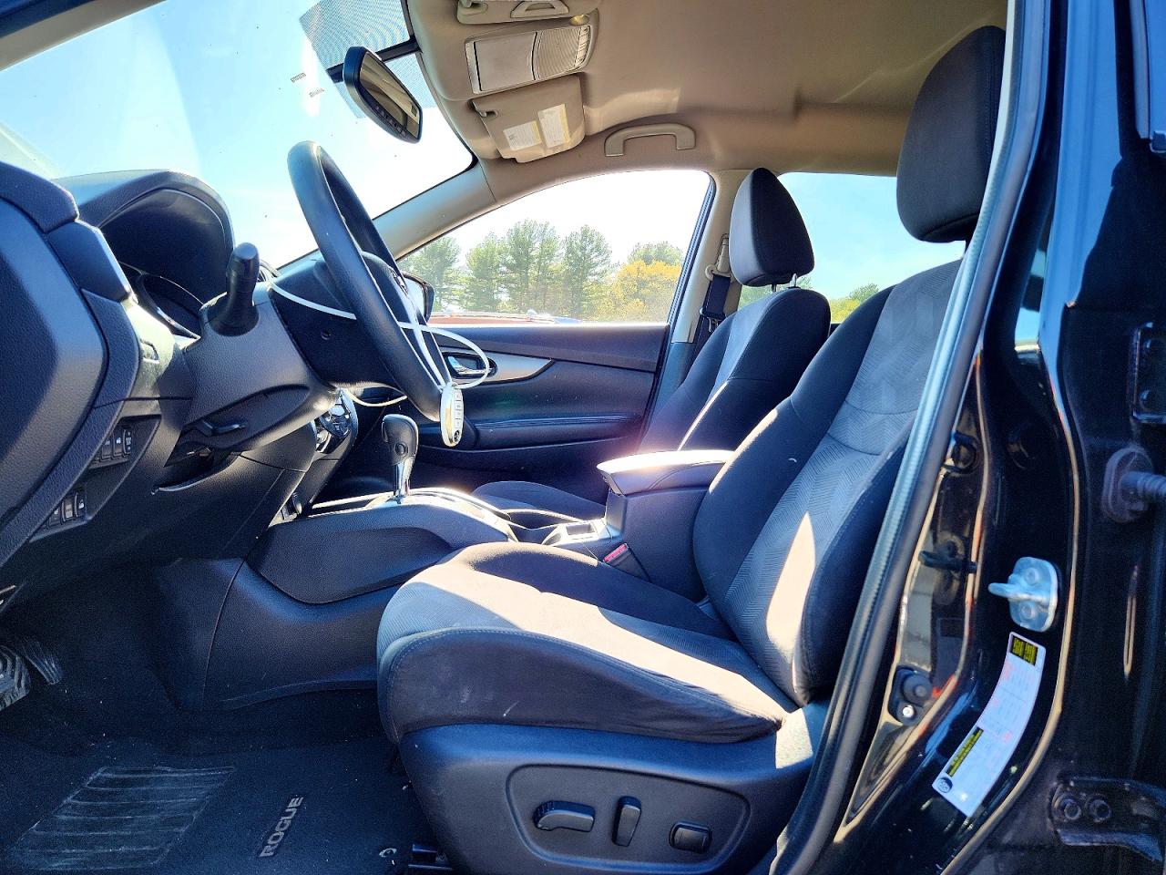 2016 NISSAN ROGUE