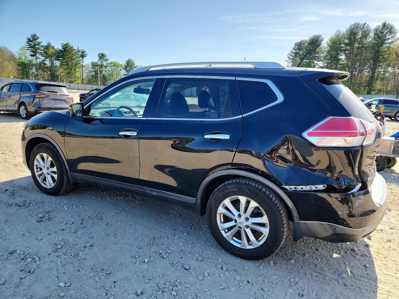 2016 NISSAN ROGUE