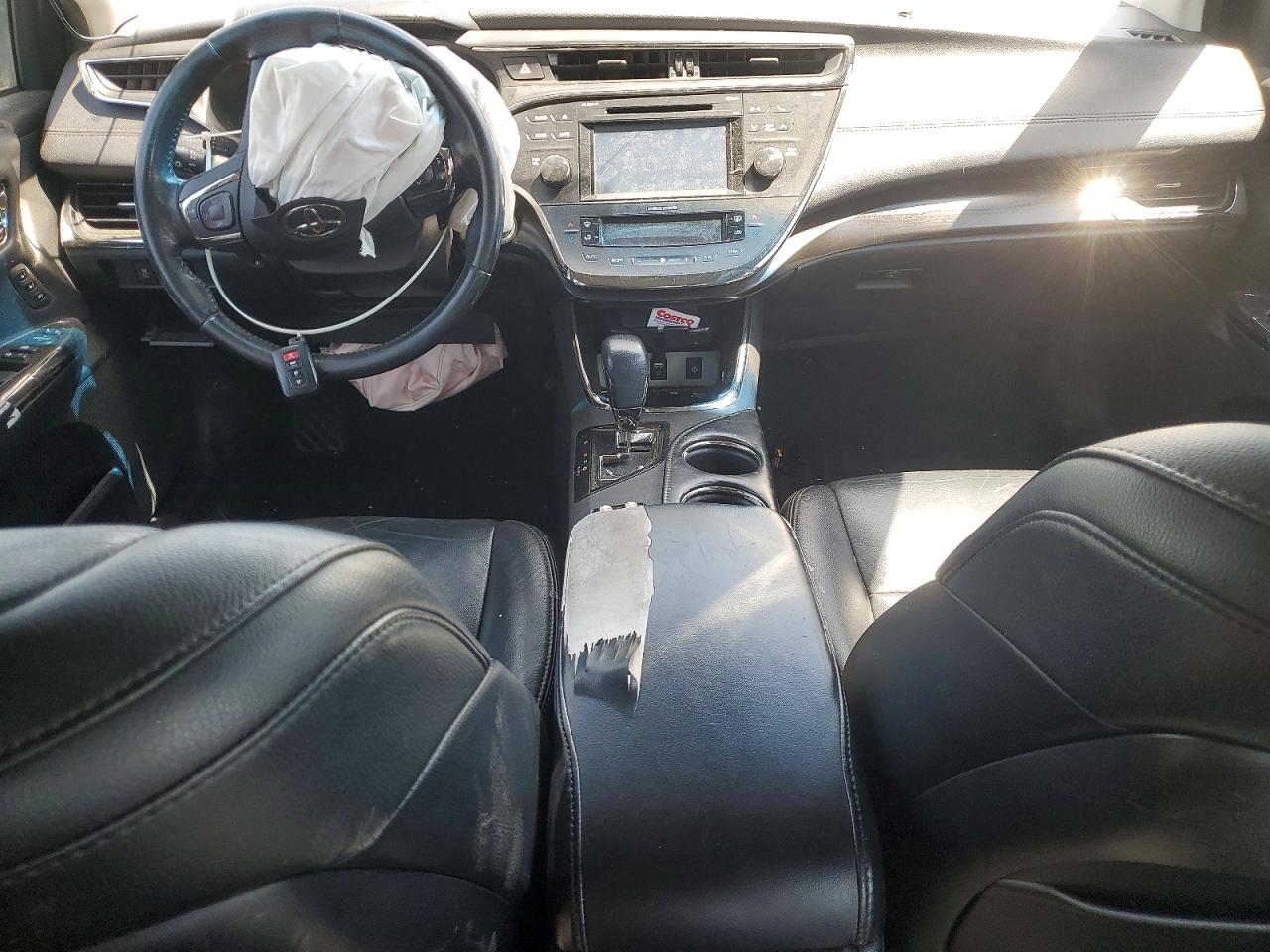 2016 TOYOTA AVALON