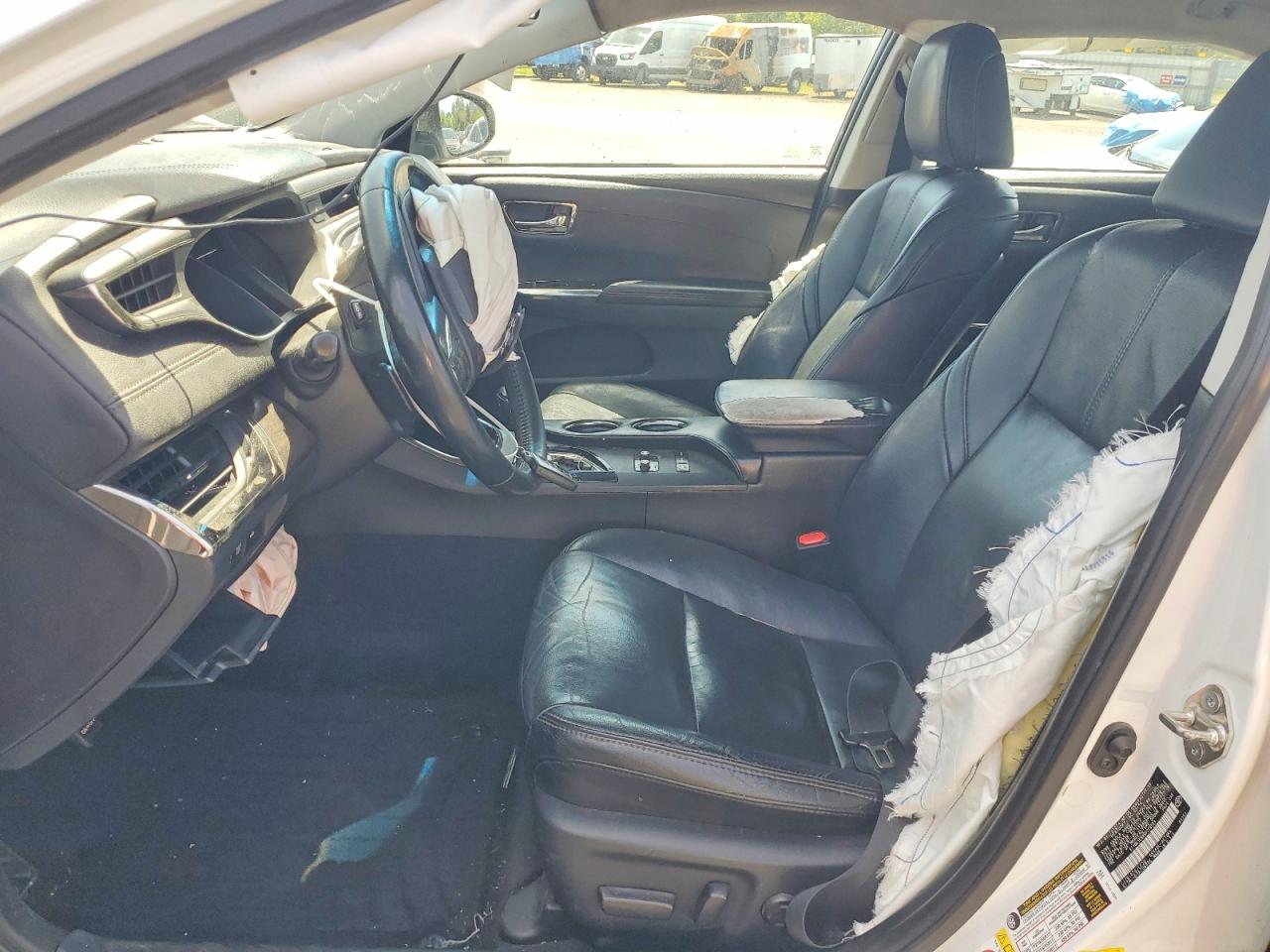 2016 TOYOTA AVALON
