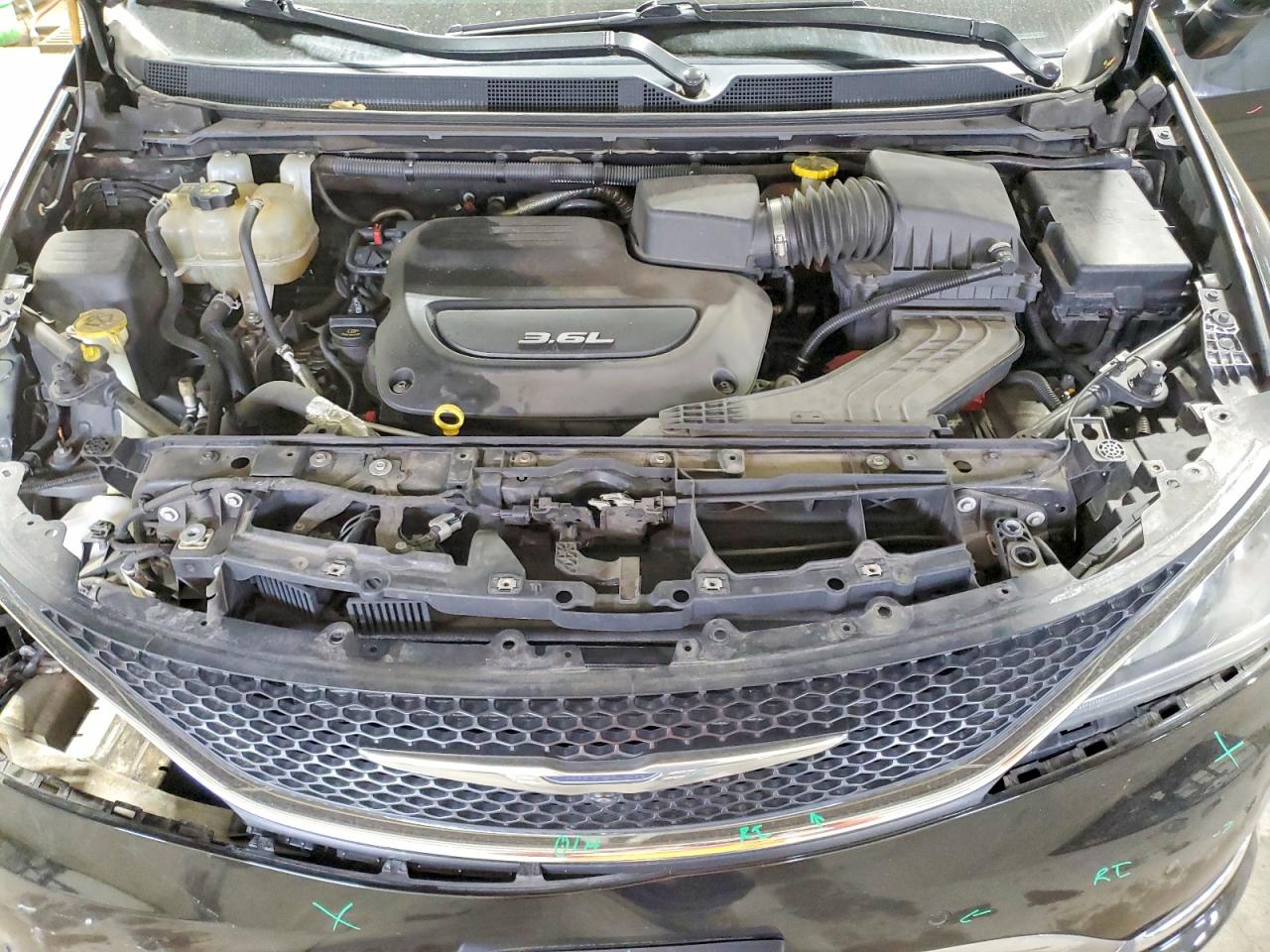 2017 CHRYSLER PACIFICA