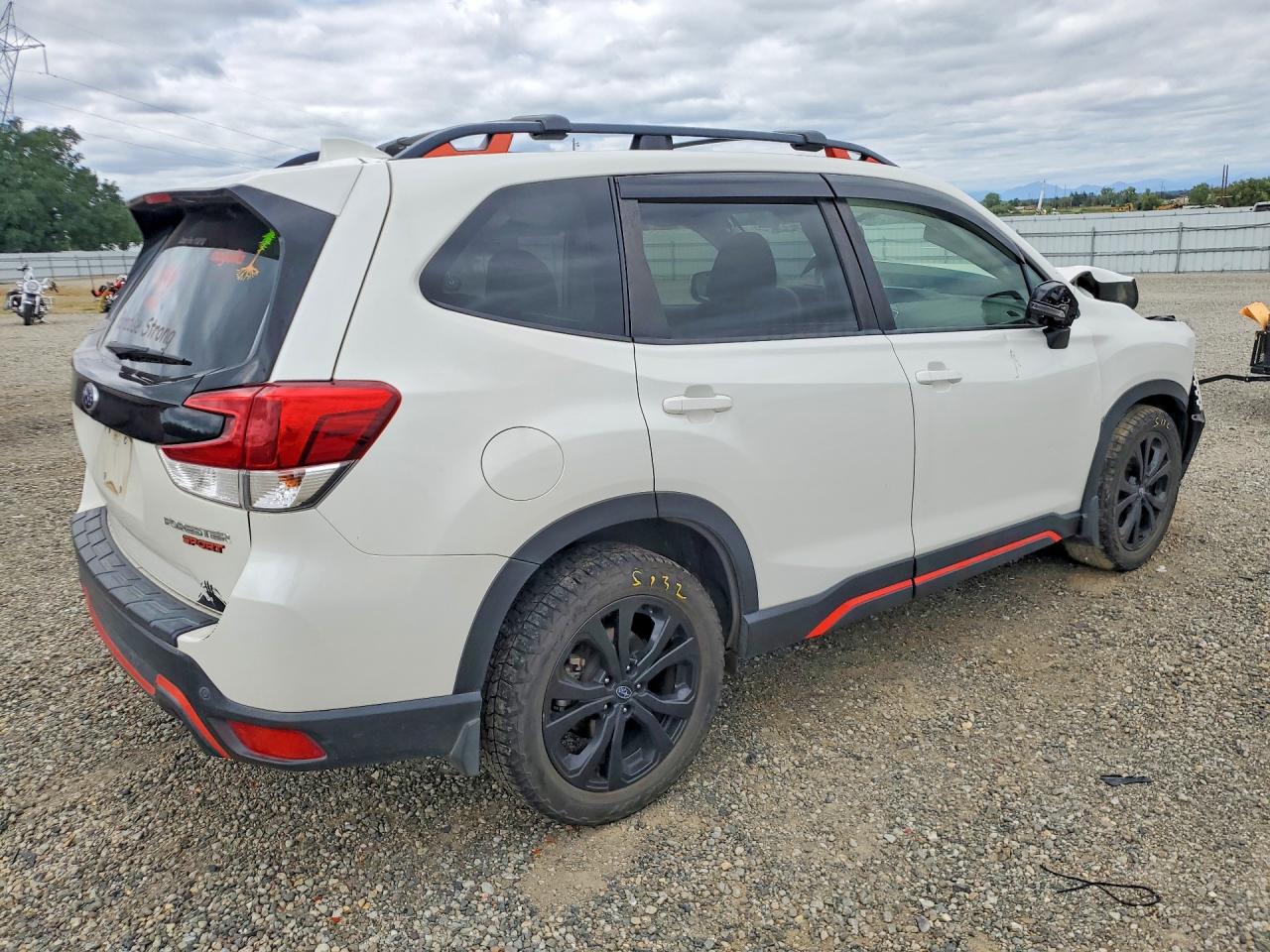 2019 SUBARU FORESTER
