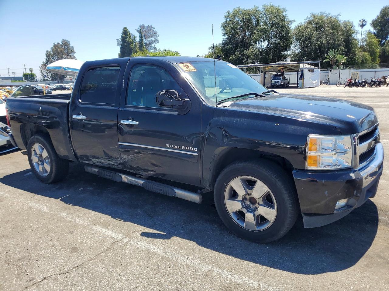 2011 CHEVROLET SILVERADO