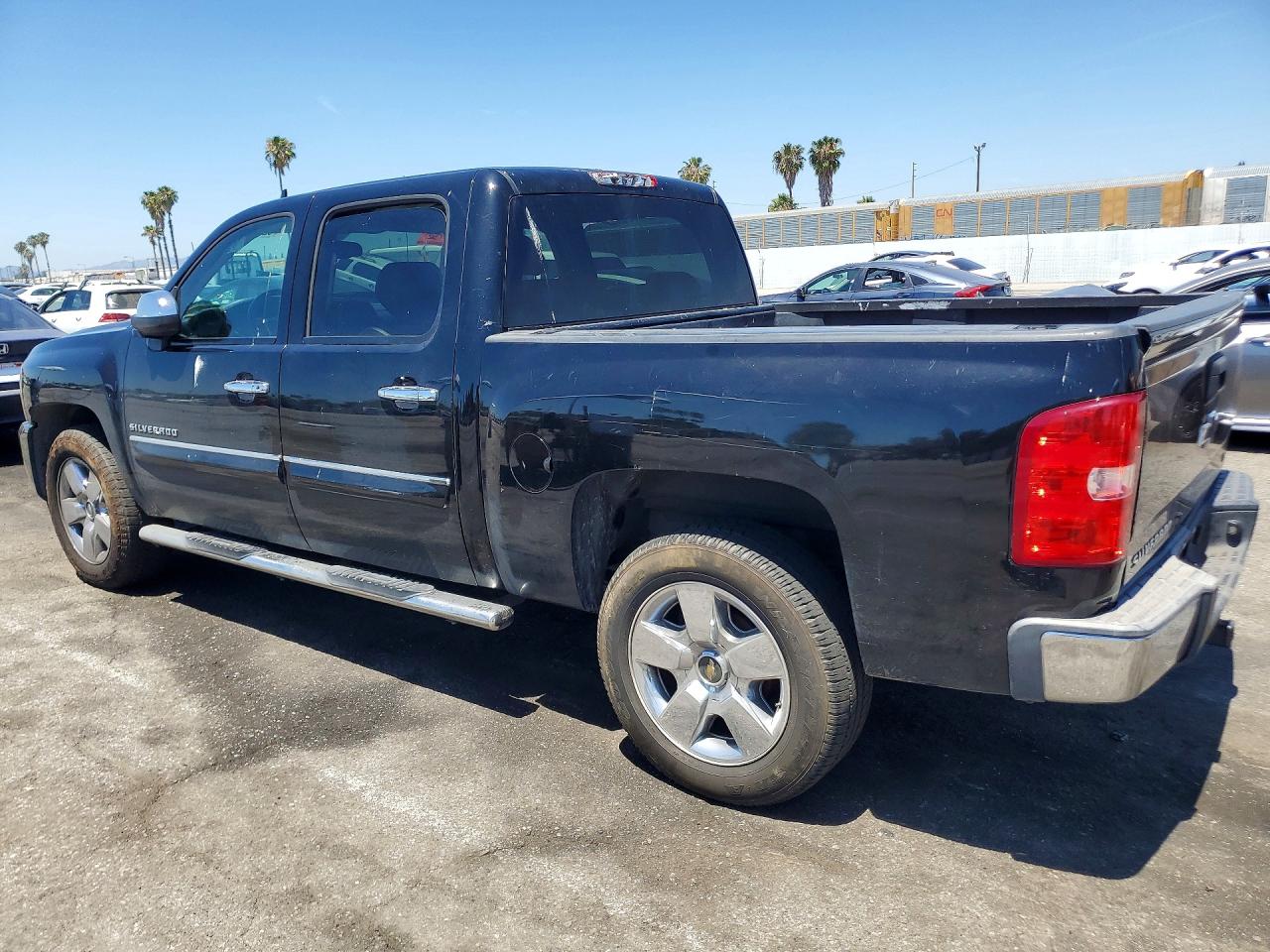2011 CHEVROLET SILVERADO