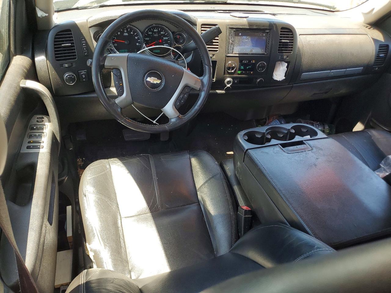 2011 CHEVROLET SILVERADO