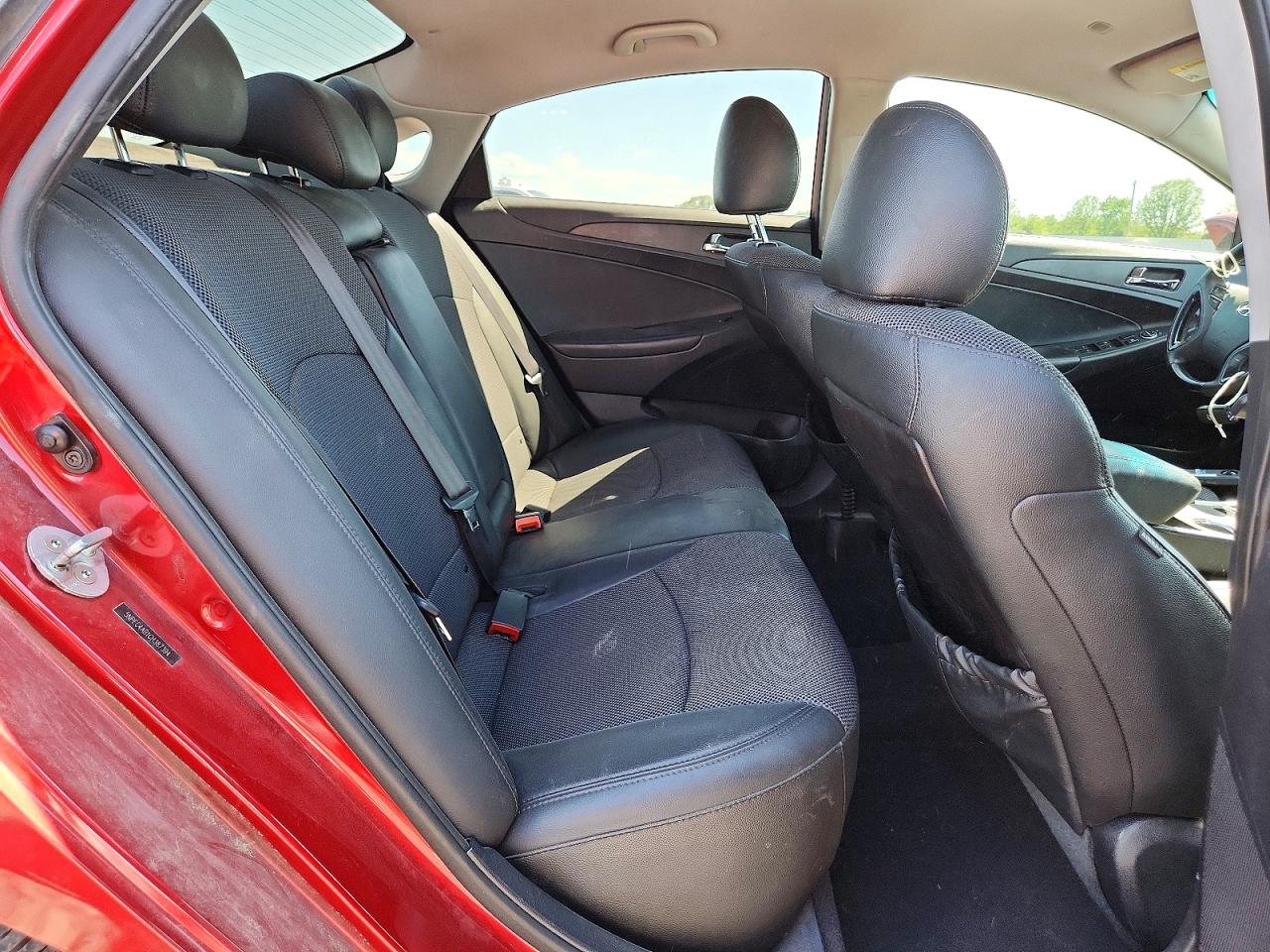 2012 HYUNDAI SONATA
