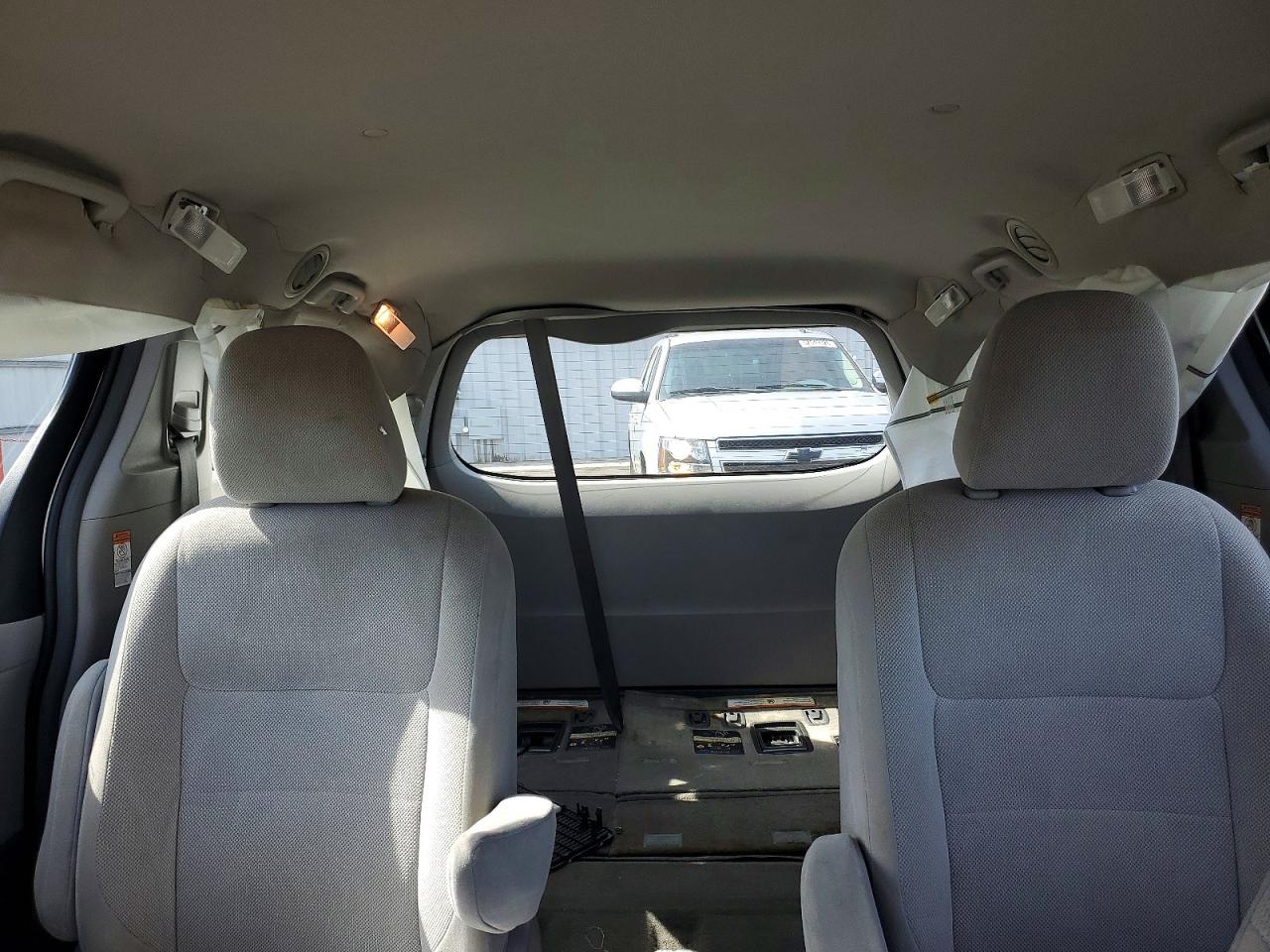 2017 TOYOTA SIENNA