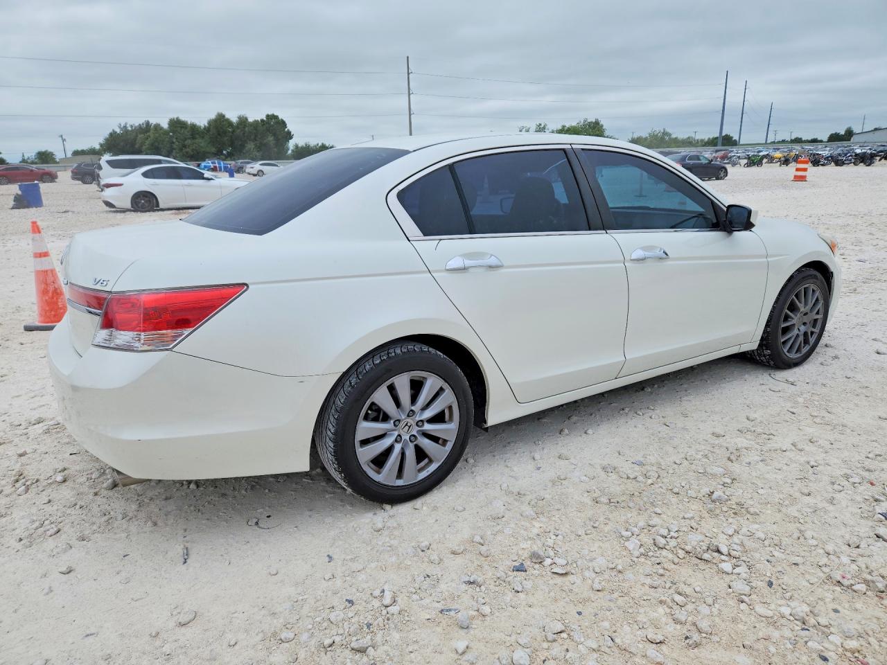 2011 HONDA ACCORD