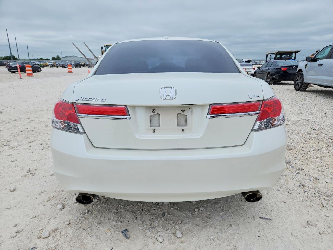 2011 HONDA ACCORD