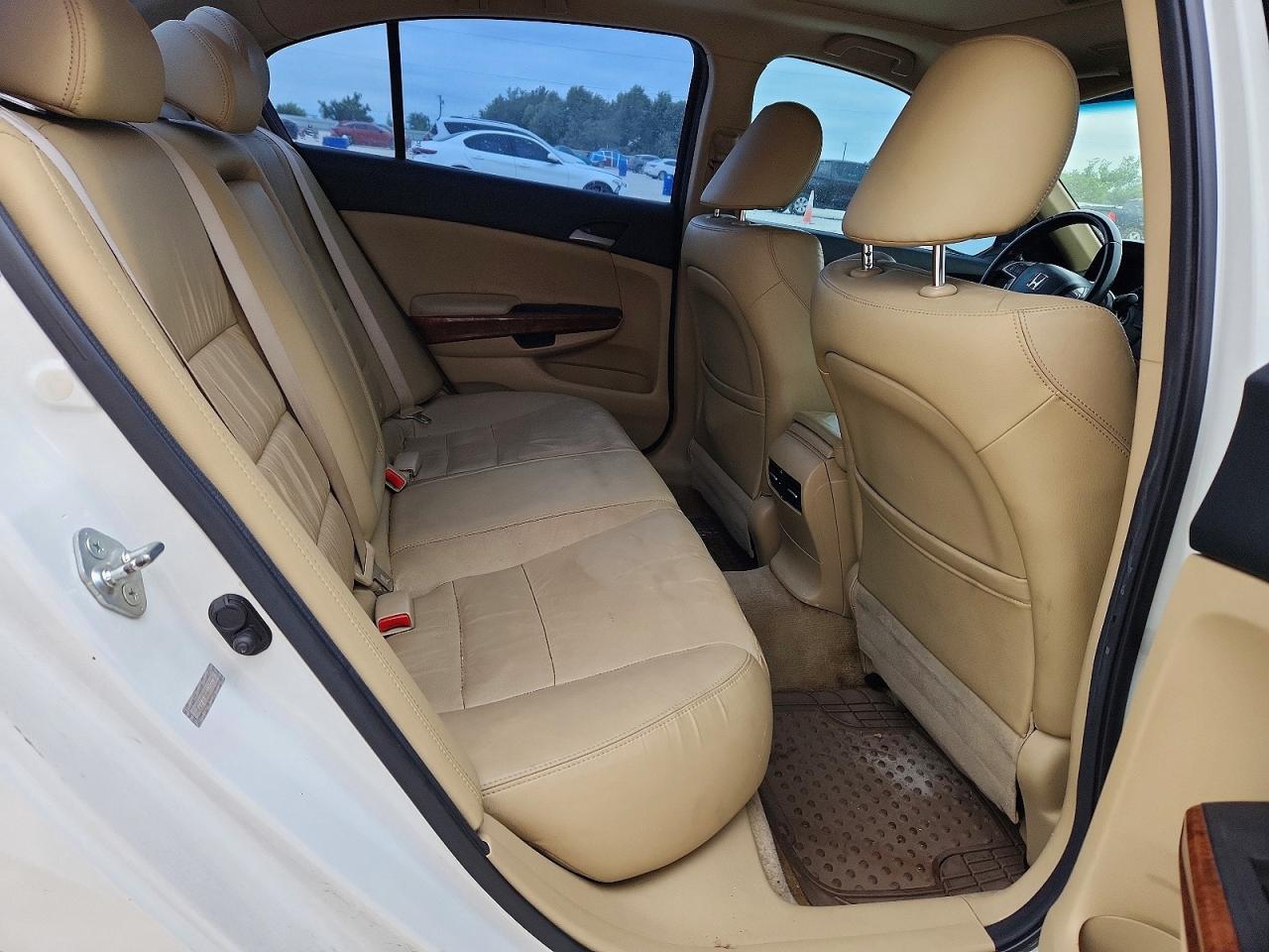 2011 HONDA ACCORD