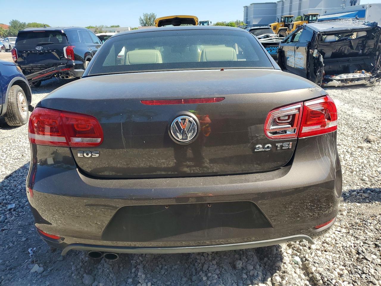 2012 VOLKSWAGEN EOS