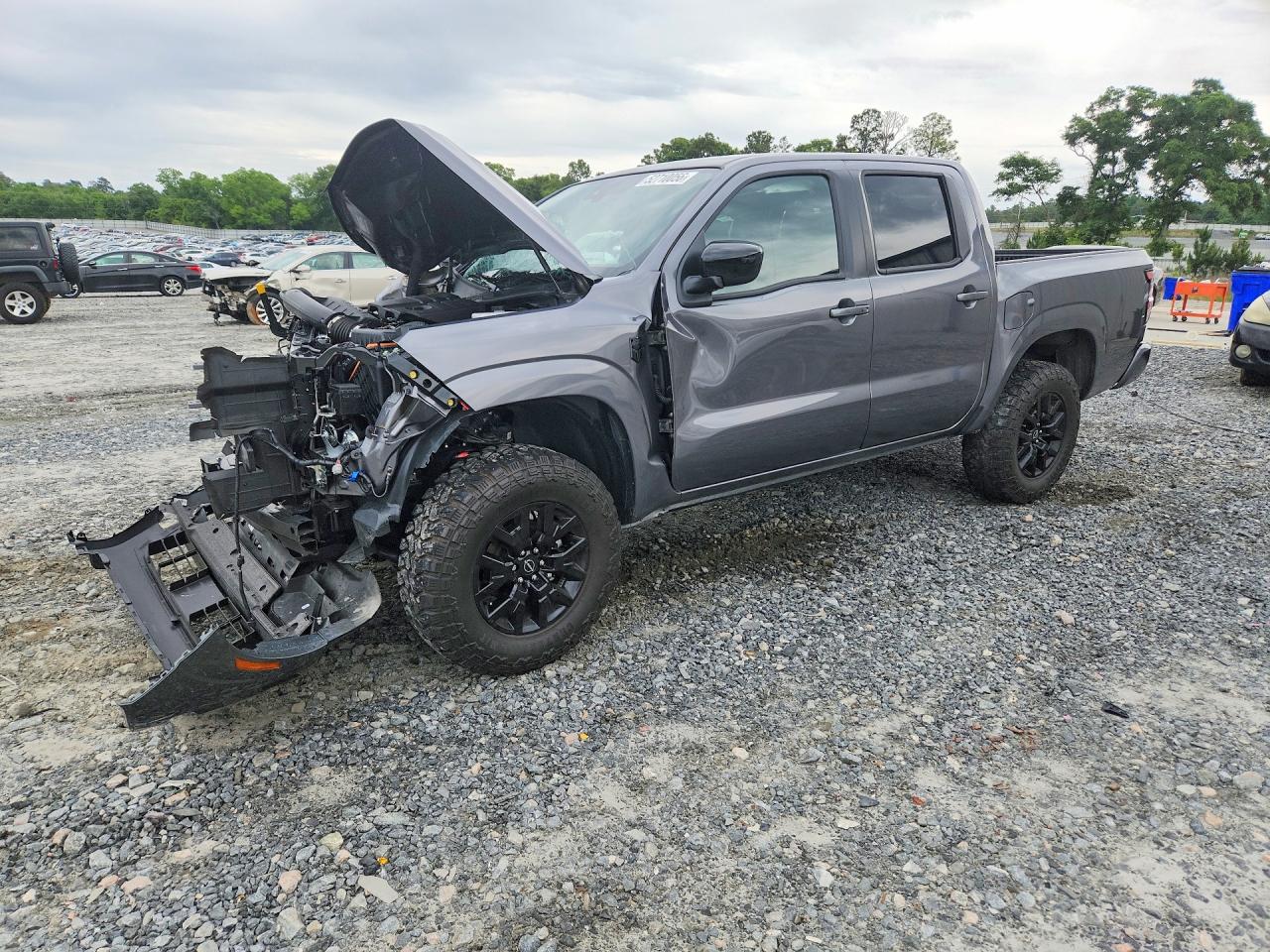 2026 NISSAN FRONTIER