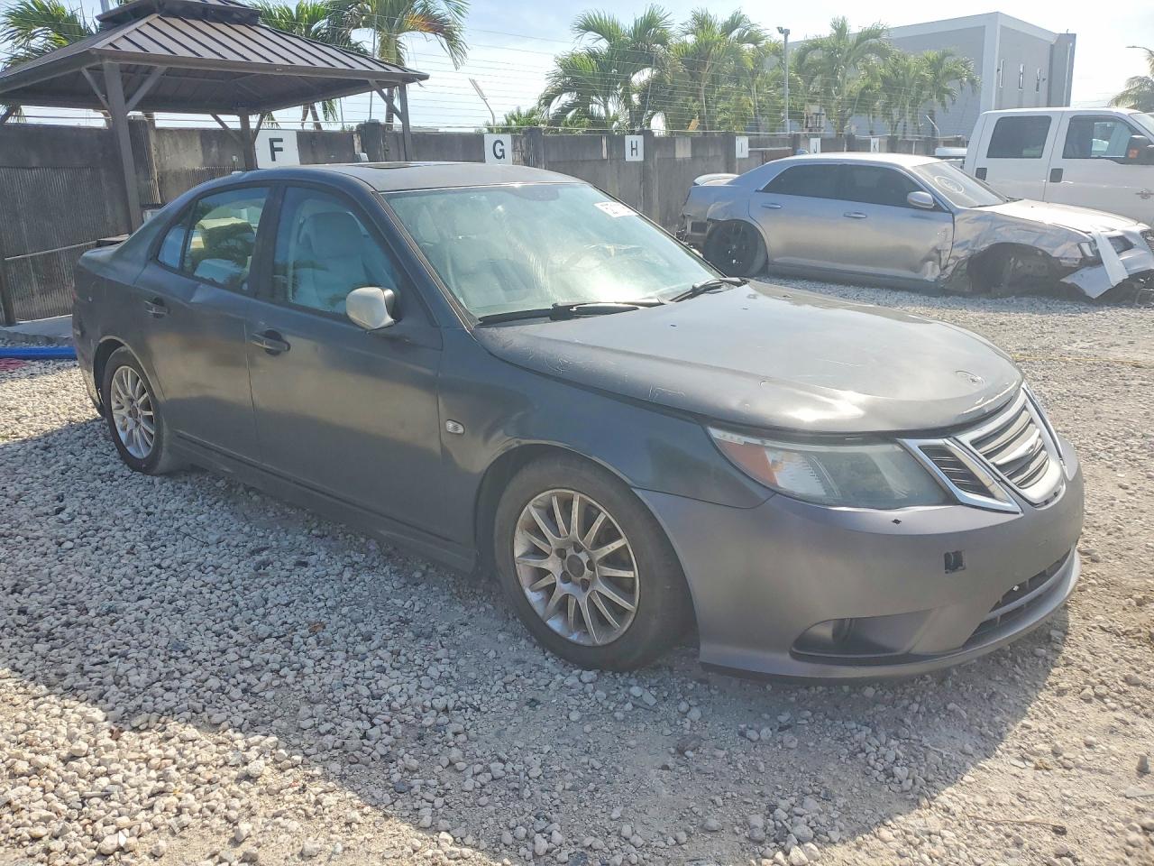2011 SAAB 9 3