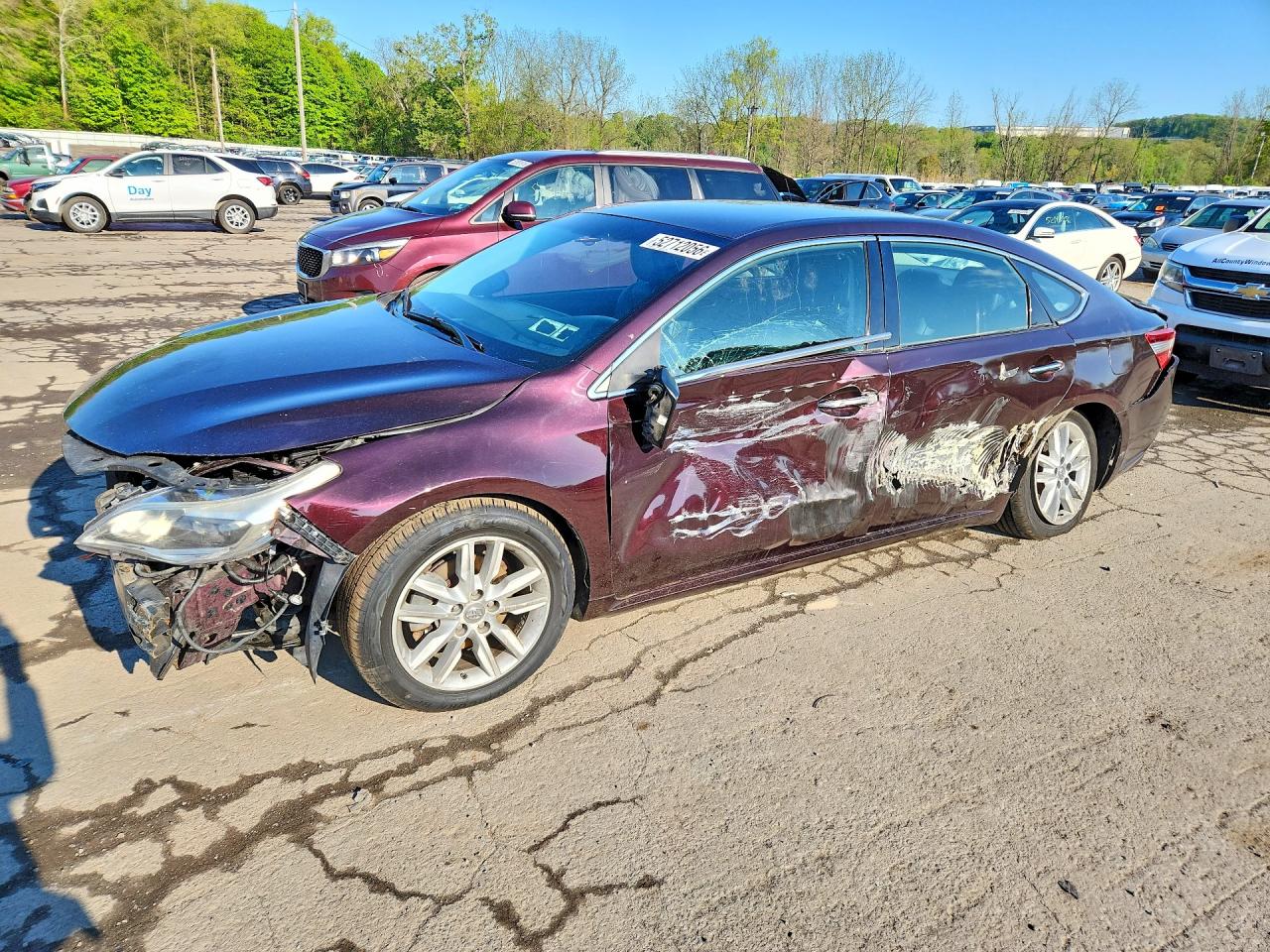 2013 TOYOTA AVALON
