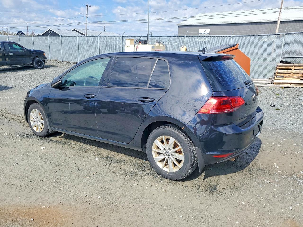 2017 VOLKSWAGEN GOLF
