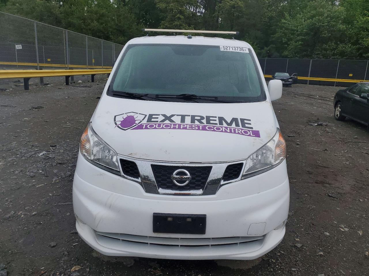 2017 NISSAN NV