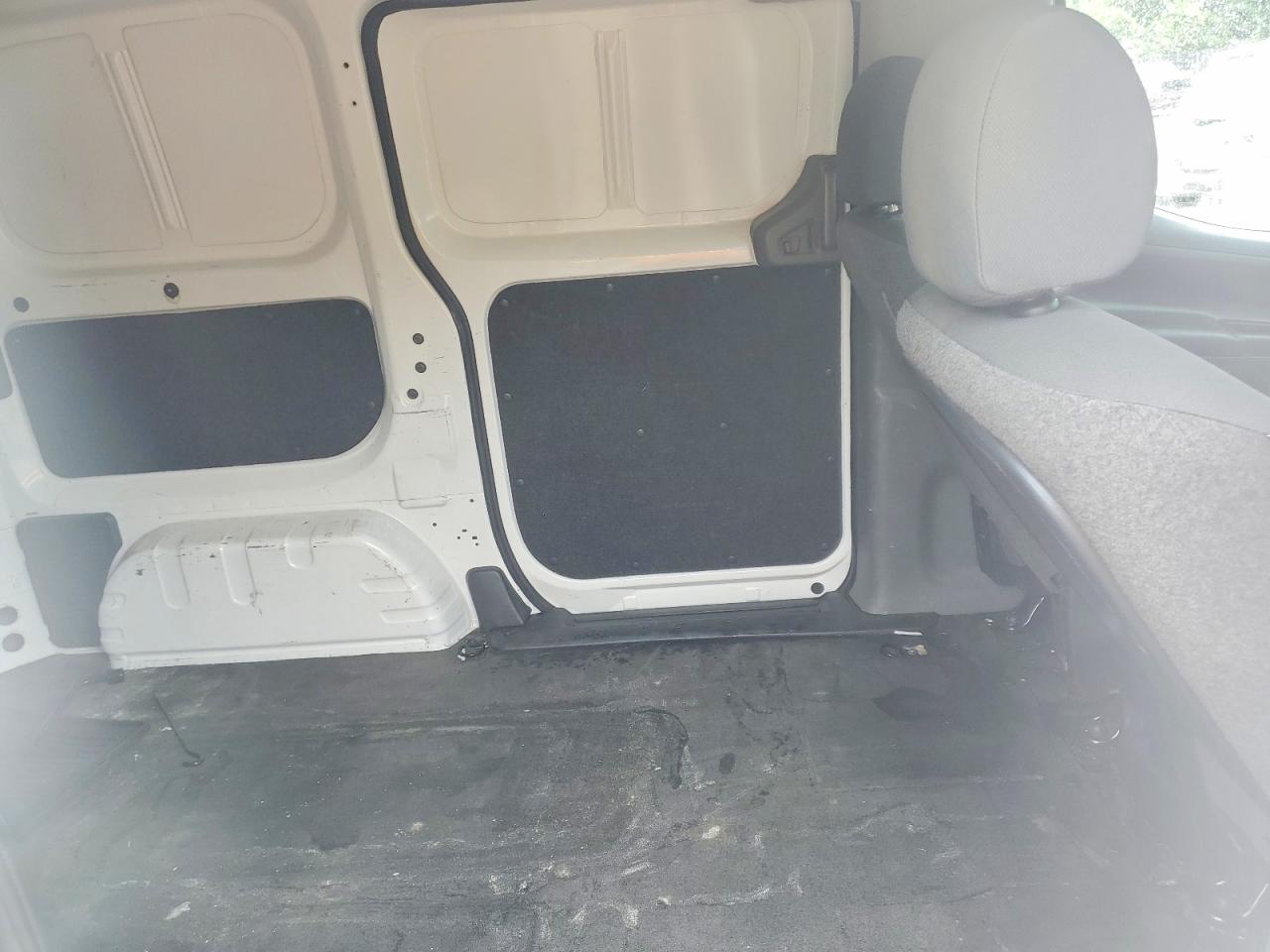 2017 NISSAN NV