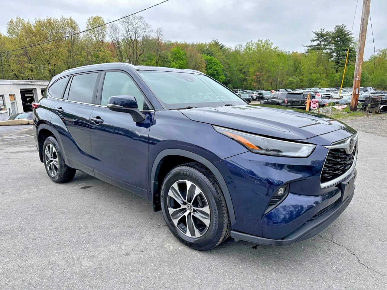 2023 TOYOTA HIGHLANDER