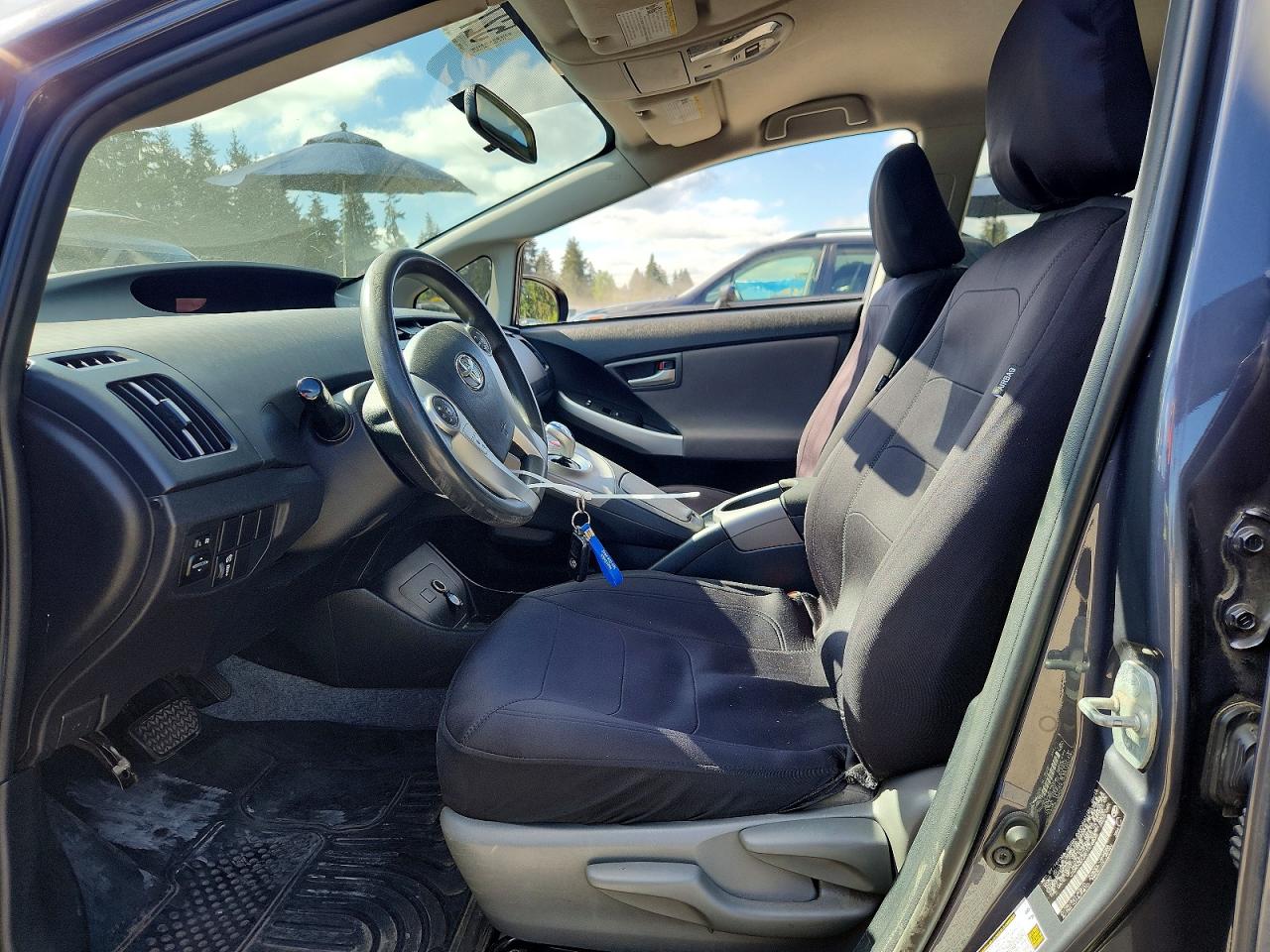 2015 TOYOTA PRIUS