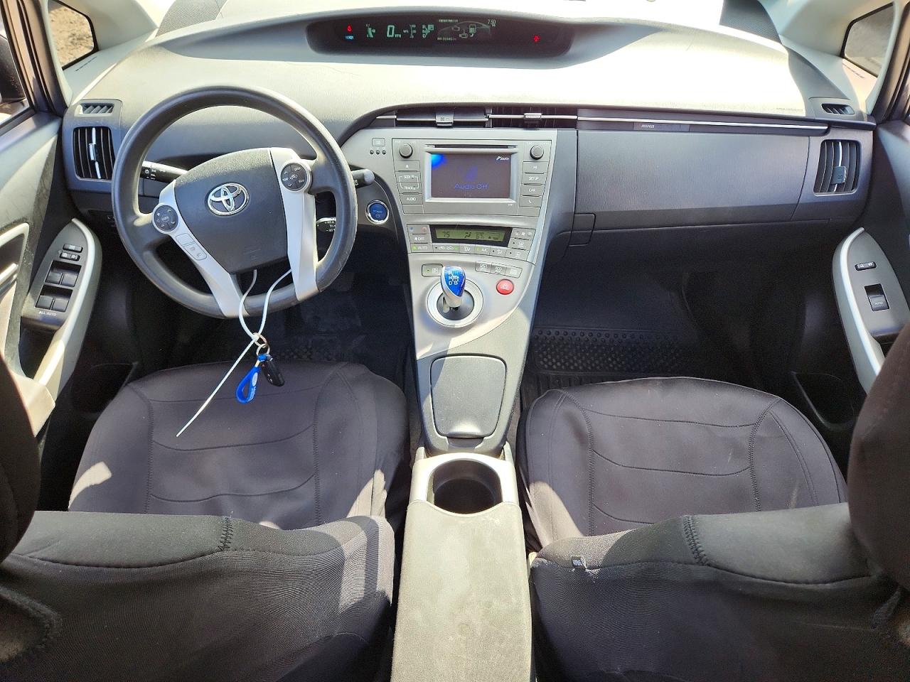 2015 TOYOTA PRIUS