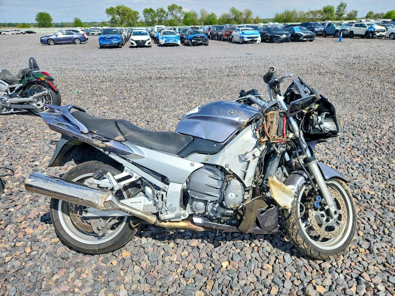 2004 YAMA FJR1300