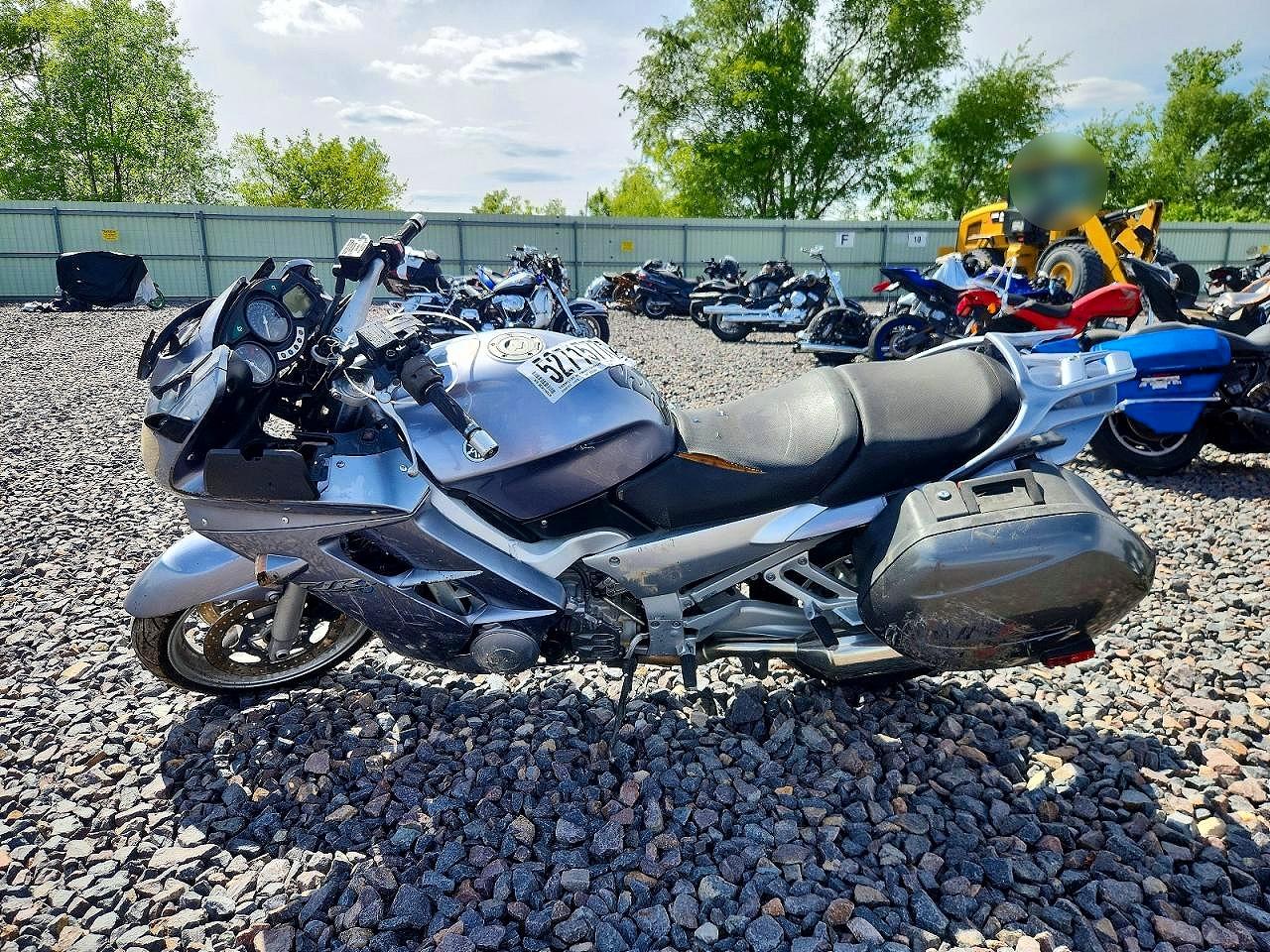 2004 YAMA FJR1300