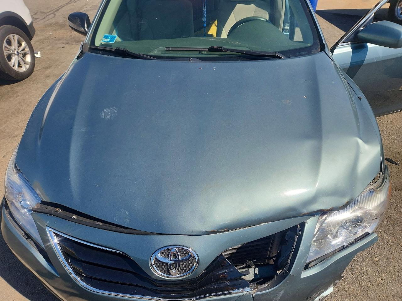 2010 TOYOTA CAMRY