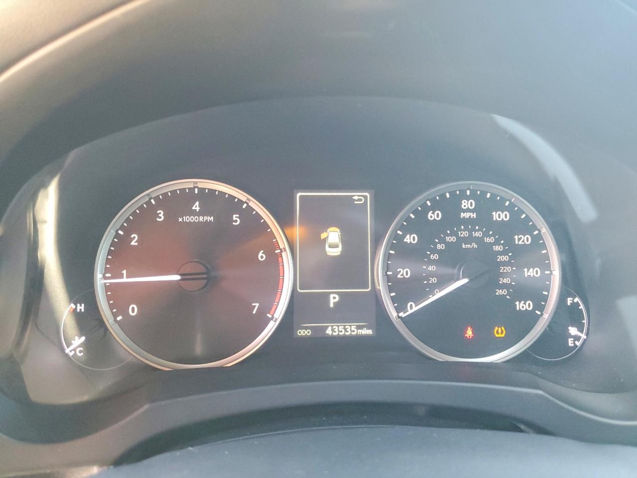 2022 LEXUS IS