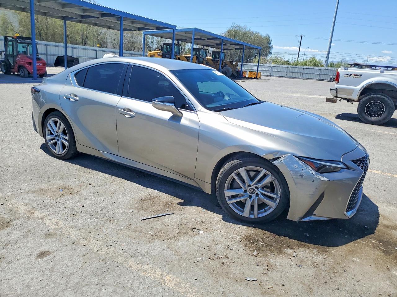 2022 LEXUS IS