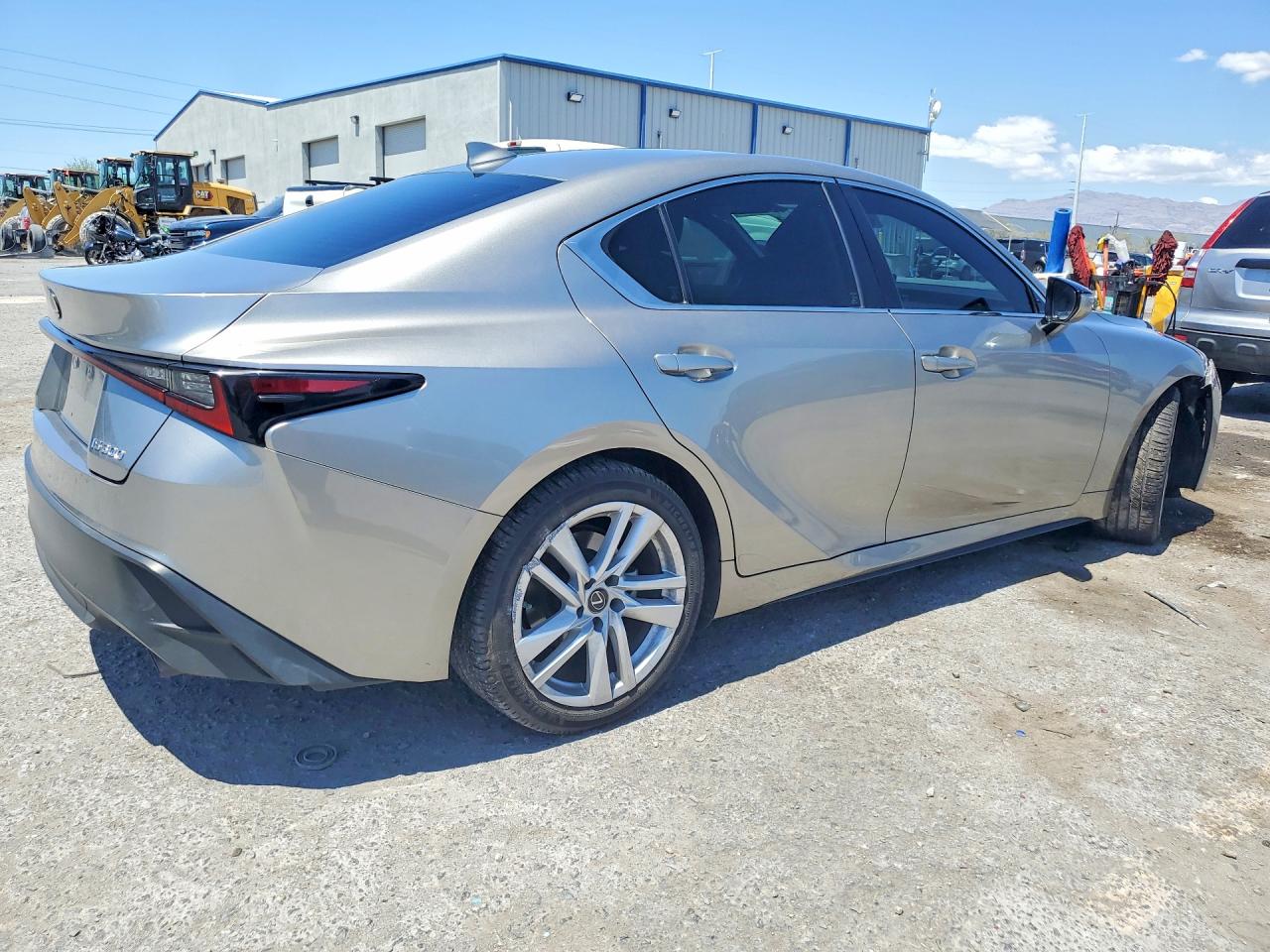 2022 LEXUS IS