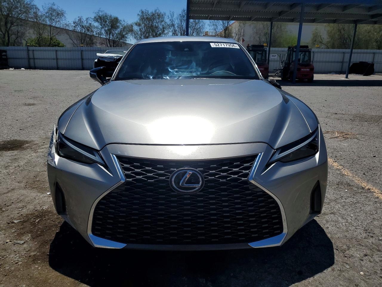 2022 LEXUS IS