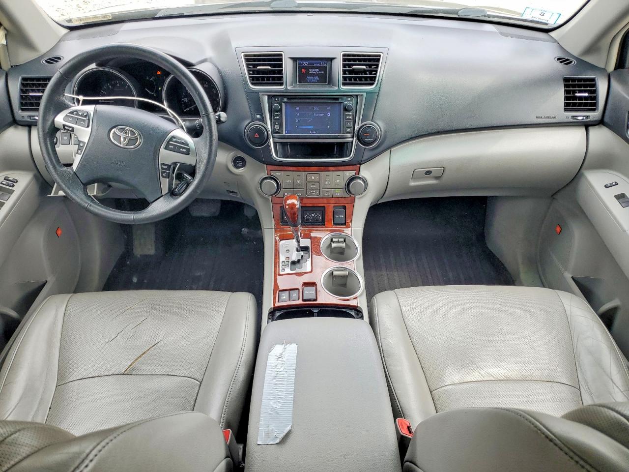 2013 TOYOTA HIGHLANDER