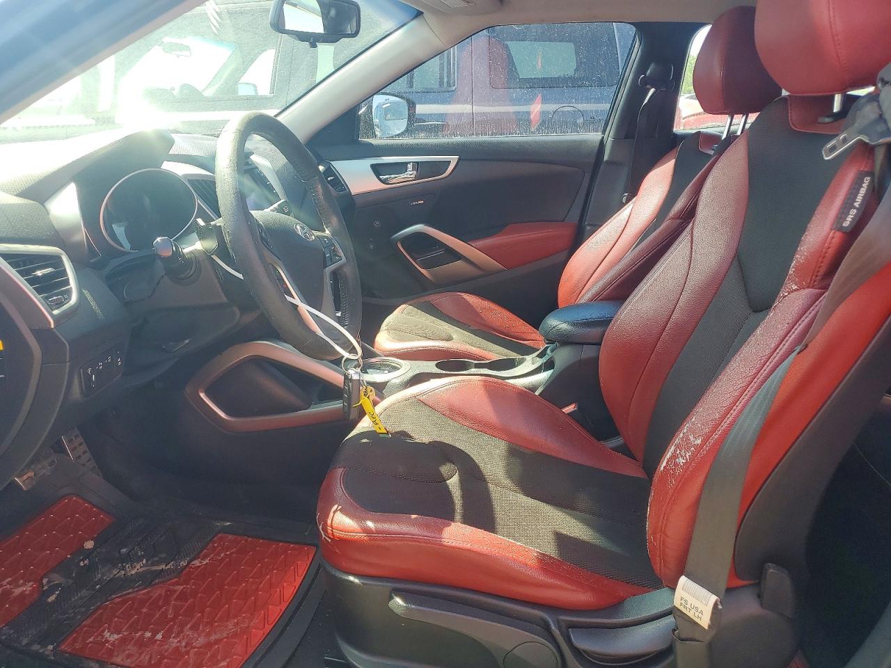 2012 HYUNDAI VELOSTER