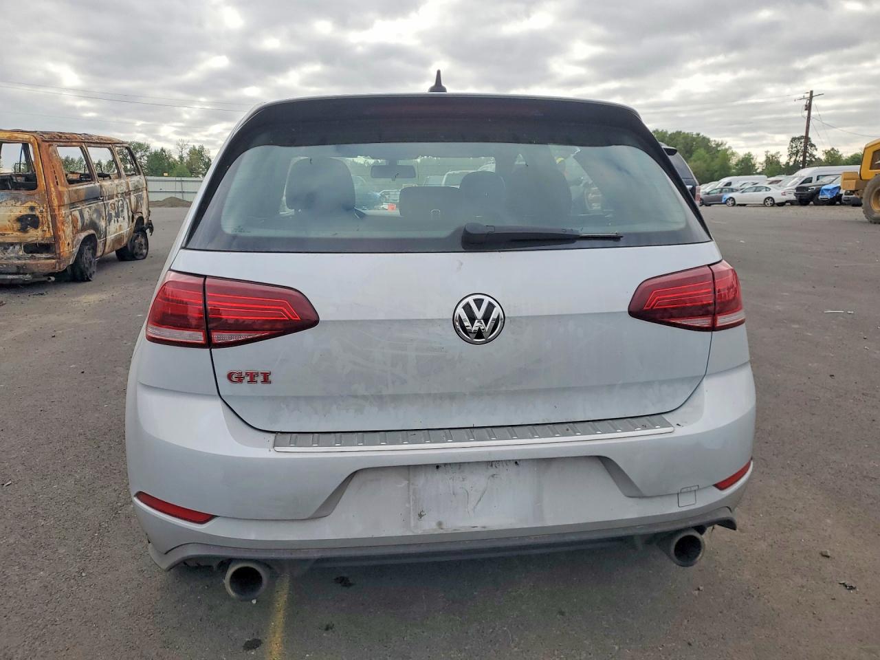 2019 VOLKSWAGEN GTI