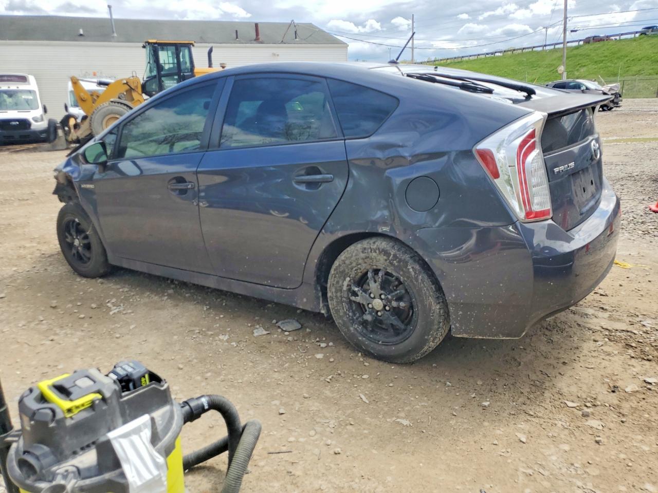 2012 TOYOTA PRIUS