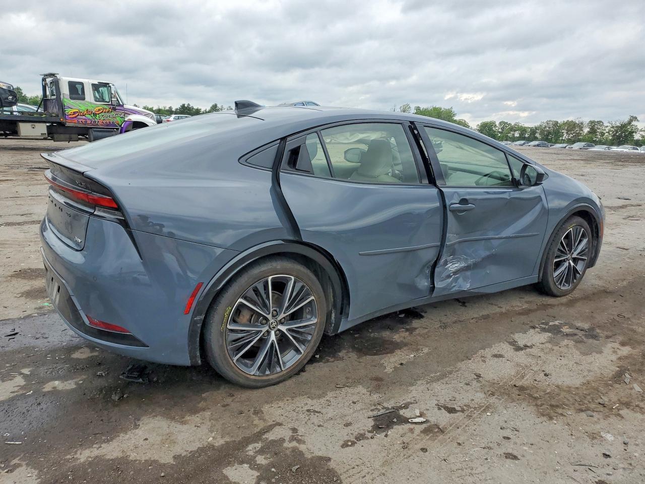 2023 TOYOTA PRIUS